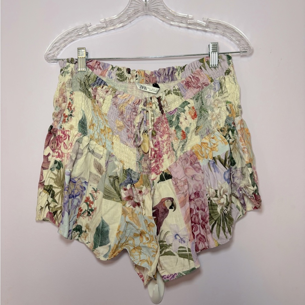 Zara Patterned Shorts Size L